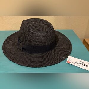 NWT The Hatter Company Wide Brim Straw Fedora Hat - Black